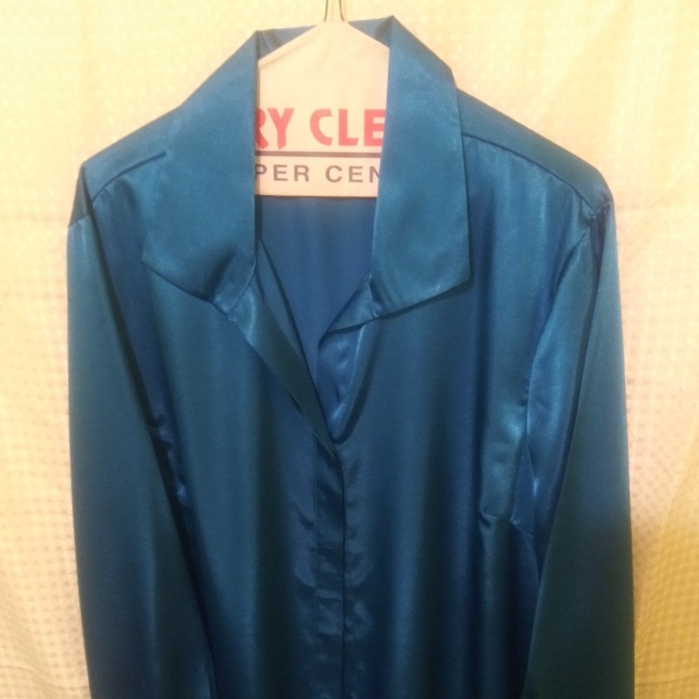 Anthony Richards, Women's Button Down Shirt, Blue, size XL